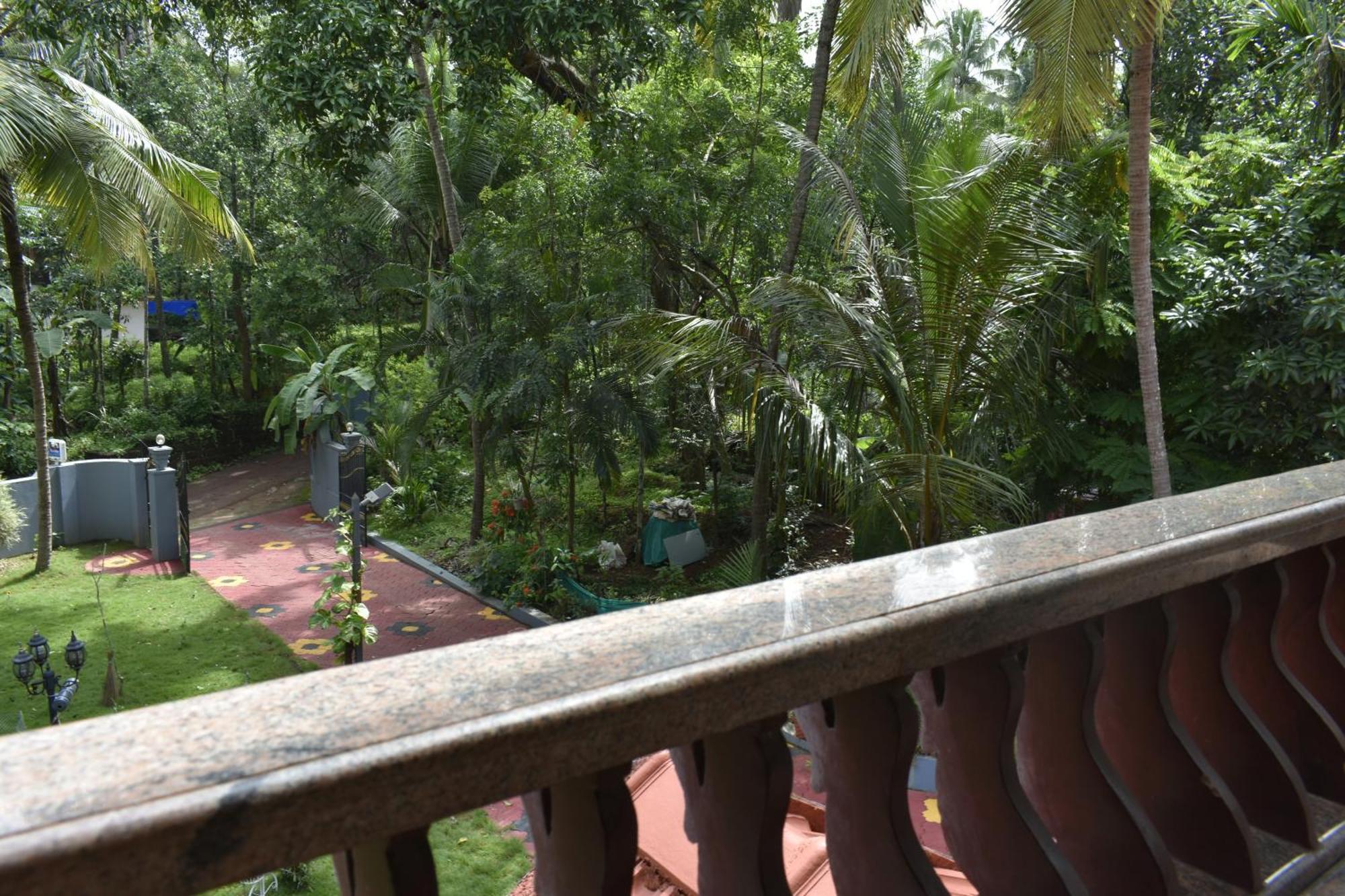 Ben'S Villa Kannur ! Exterior photo
